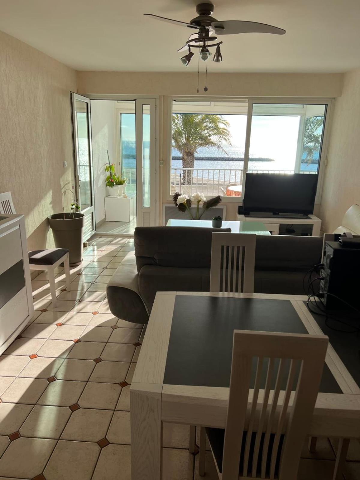 Appartement Mar E Souleu Avec Terrasse Et Vue Mer Au Grau Du Roi Le Grau-du-Roi Exterior foto